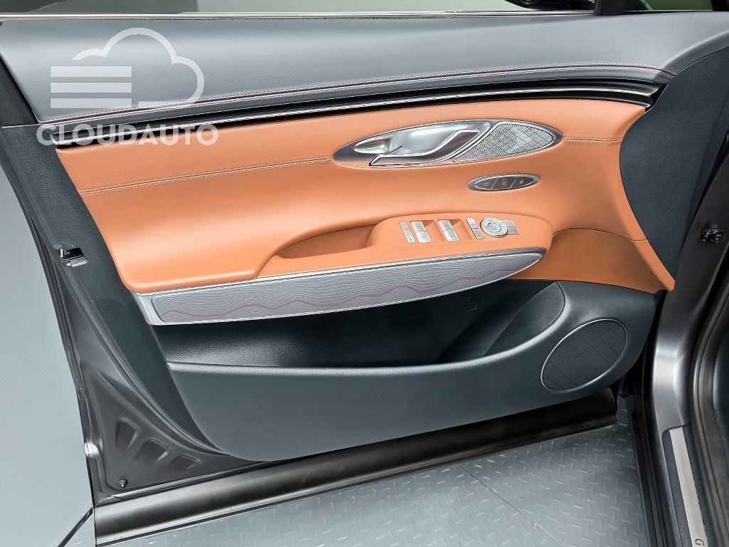 2022 Genesis GV70 2.2 Diesel AWD - Image 22
