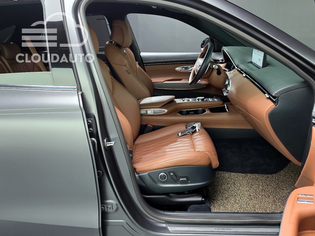 2022 Genesis GV70 2.2 Diesel AWD - Image 24