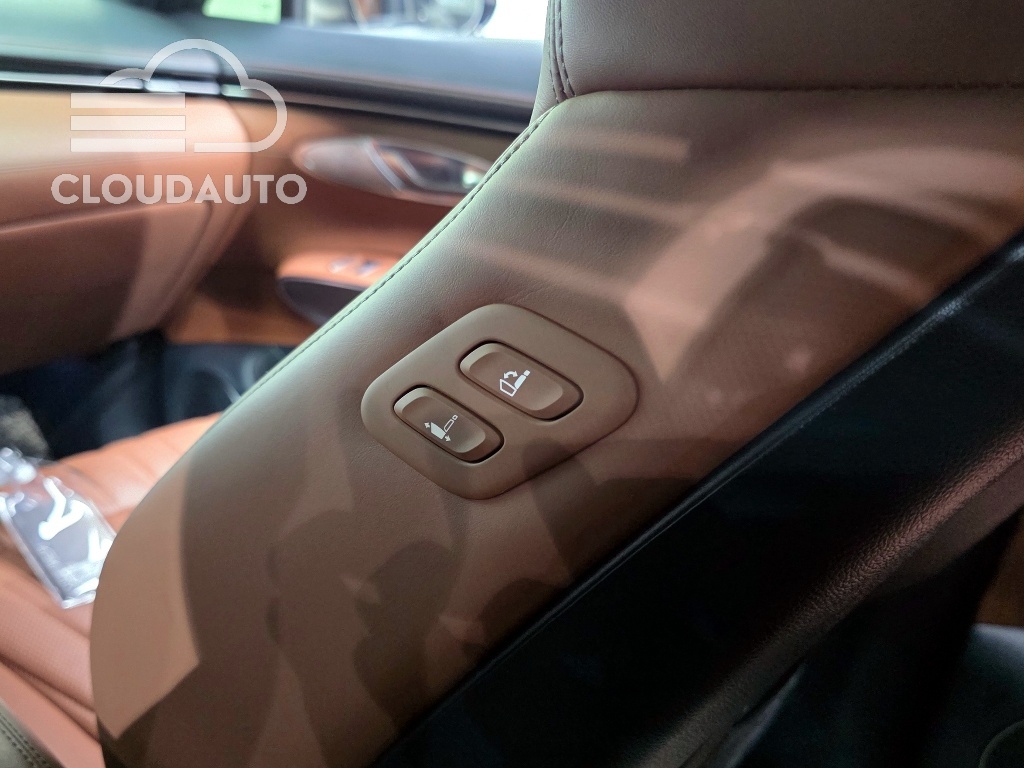 2022 Genesis GV70 2.2 Diesel AWD - Image 29
