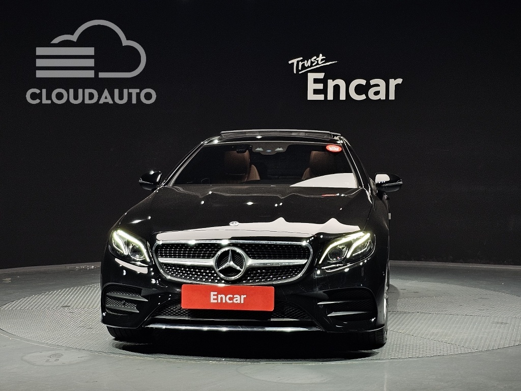2017 Mercedes-Benz E-Class E220d Coupe - Image 3