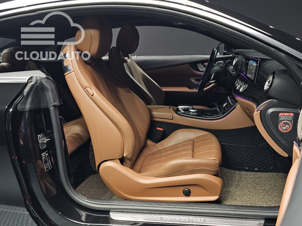 2017 Mercedes-Benz E-Class E220d Coupe - Image 10
