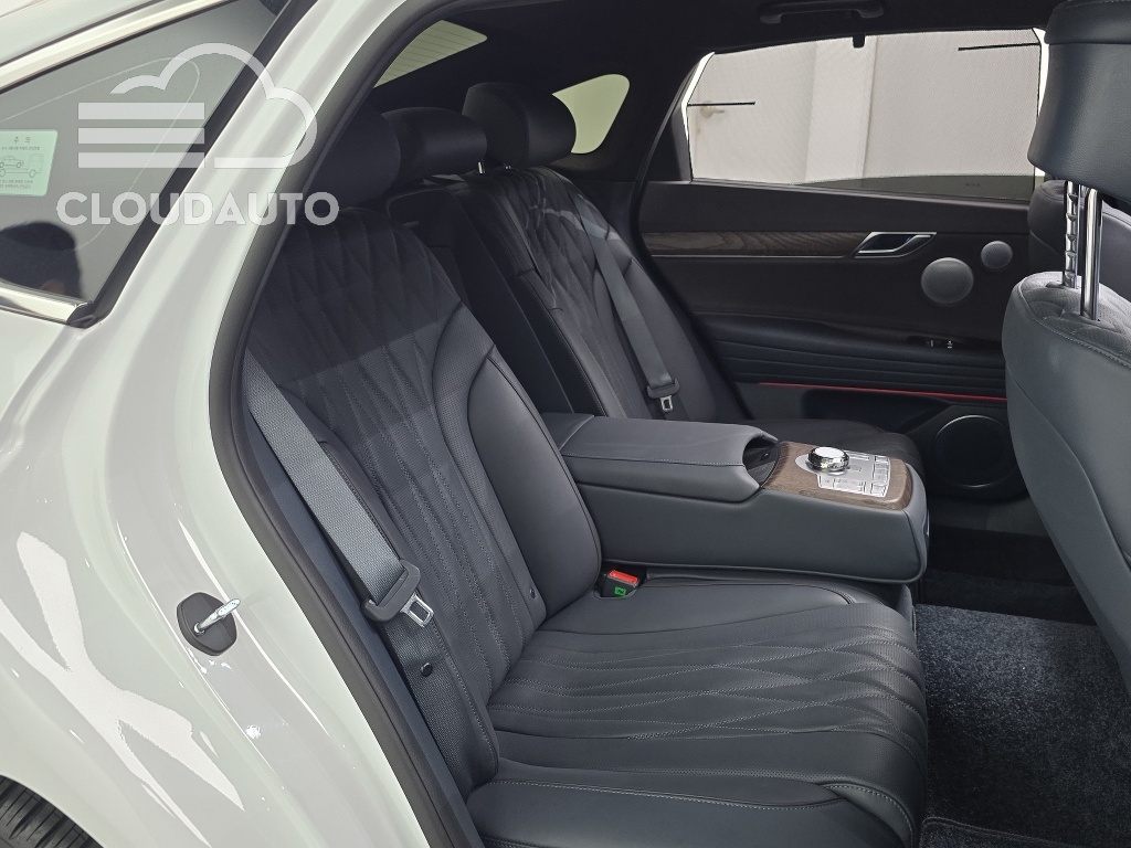 2025 Genesis G80 Gasoline 2.5 Turbo AWD - Image 11