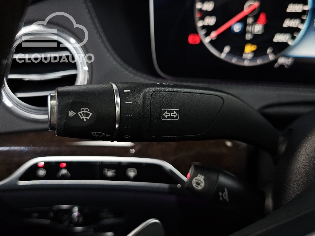 2020 Mercedes-Benz S-Class S560L 4MATIC - Image 26