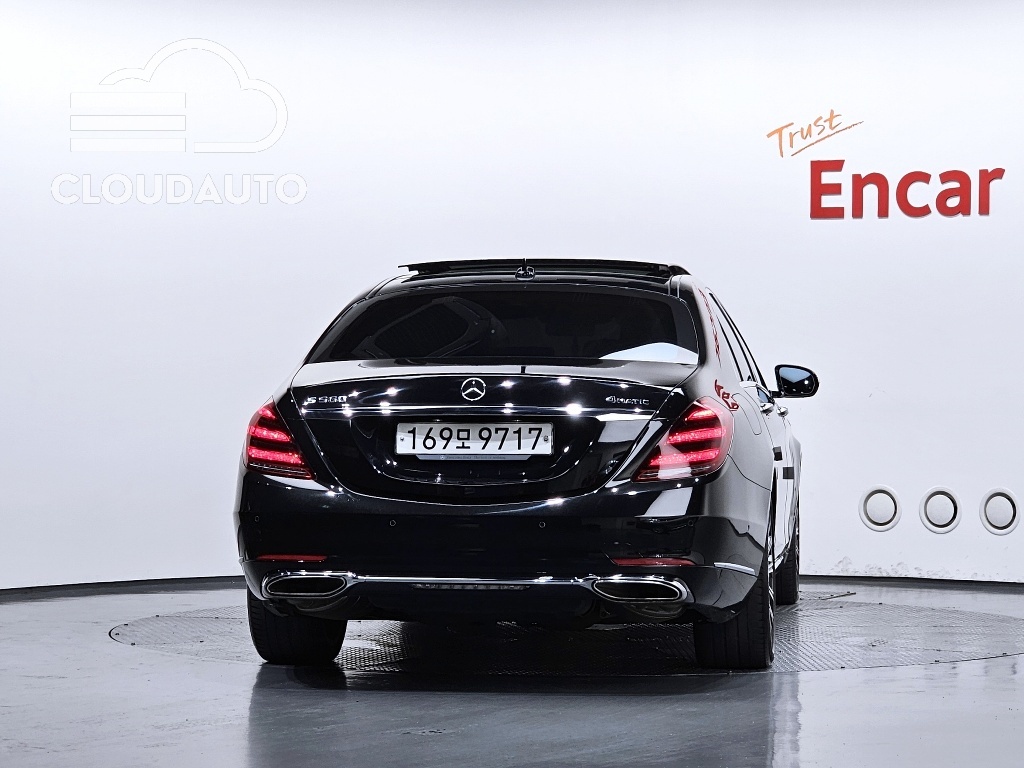 2020 Mercedes-Benz S-Class S560L 4MATIC - Image 4