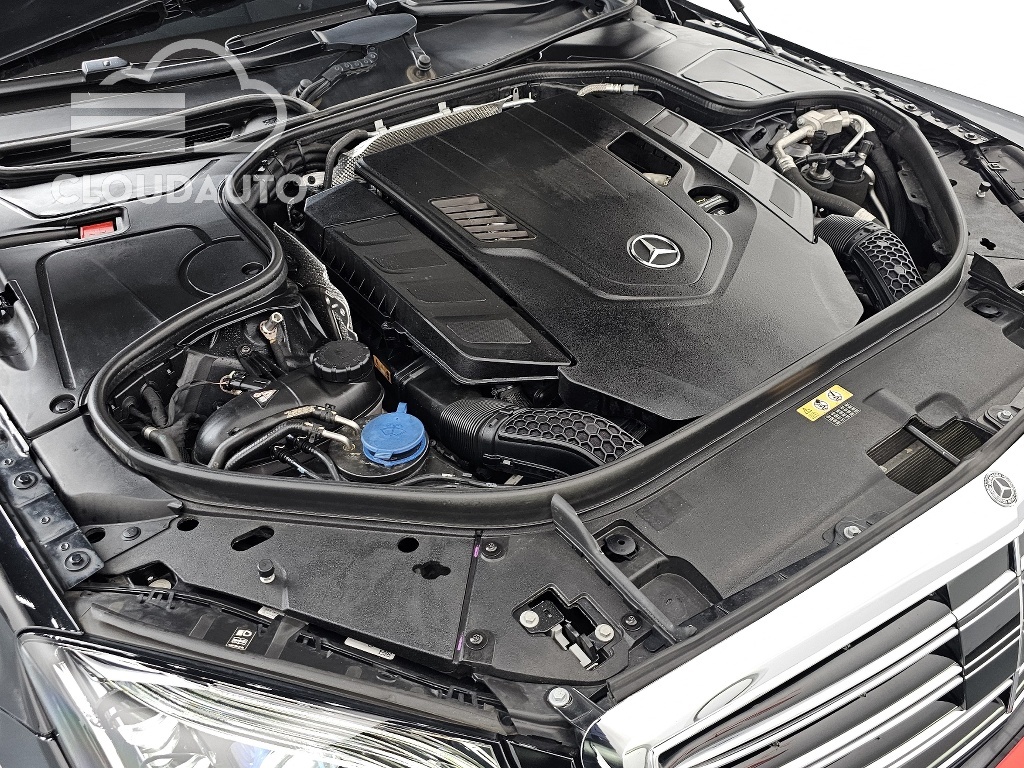 2020 Mercedes-Benz S-Class S560L 4MATIC - Image 6