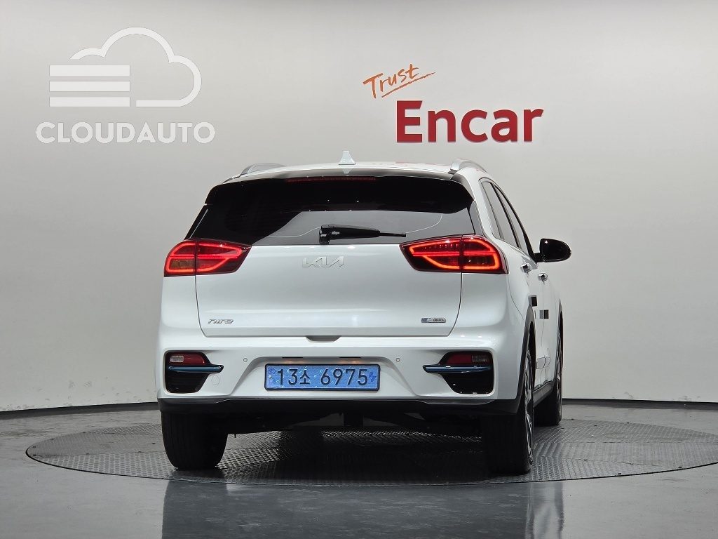 2022 Kia Niro EV Noblesse - Image 4