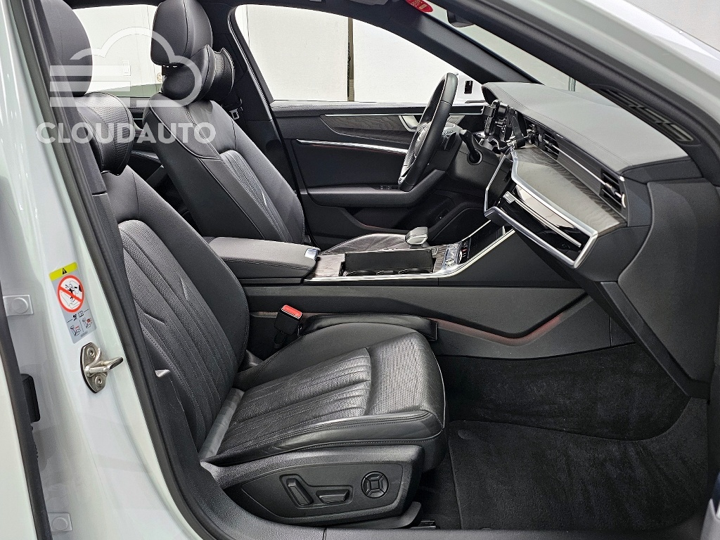 2020 Audi A6 45 TFSI Premium - Image 11