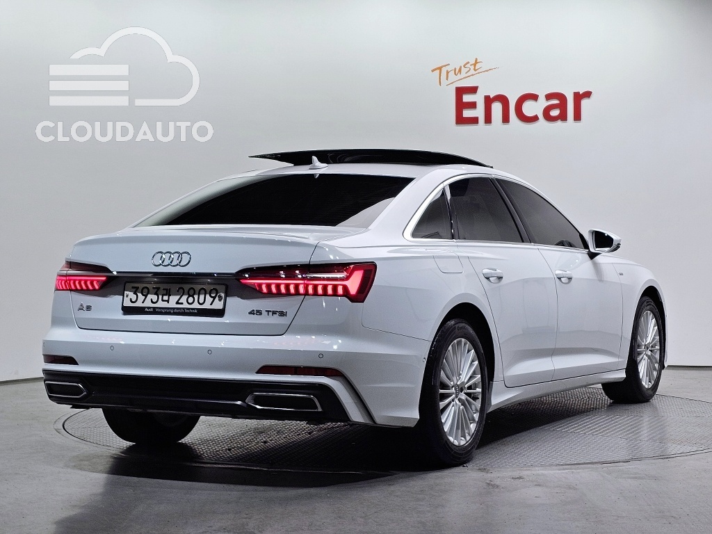 2020 Audi A6 45 TFSI Premium - Image 2