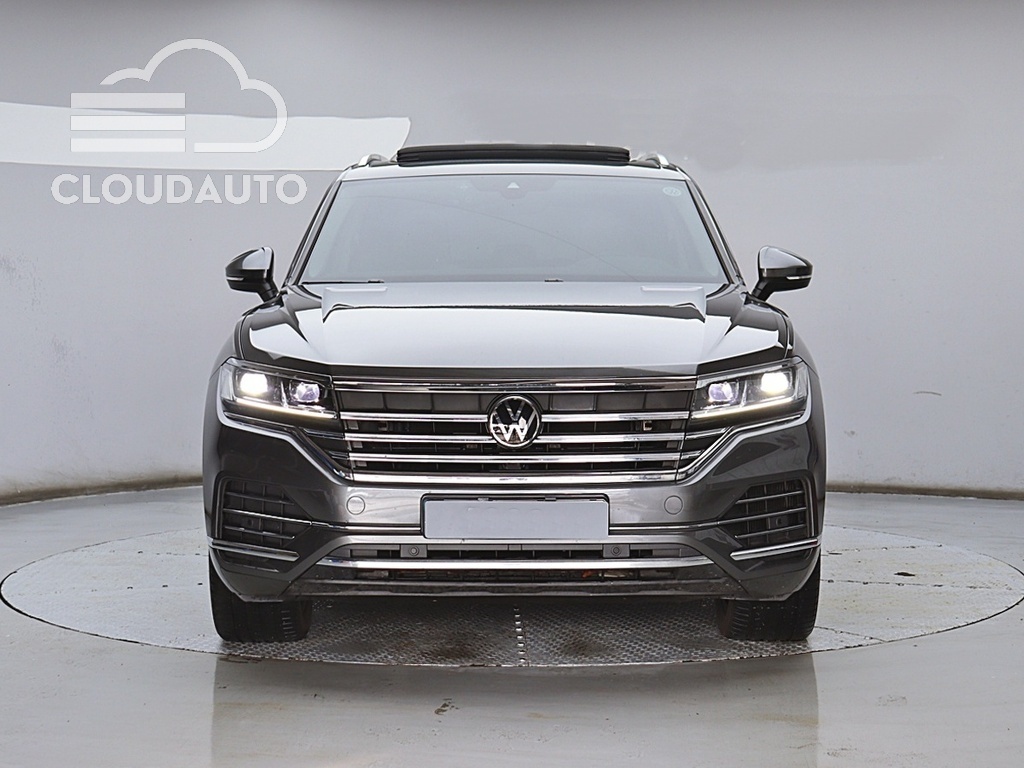 2021 Volkswagen Touareg 3.0 TDI Prestige - Image 2