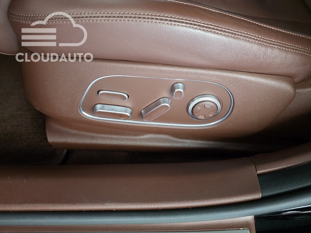 2022 Genesis G90 Gasoline 3.5 Turbo 2WD - Image 31