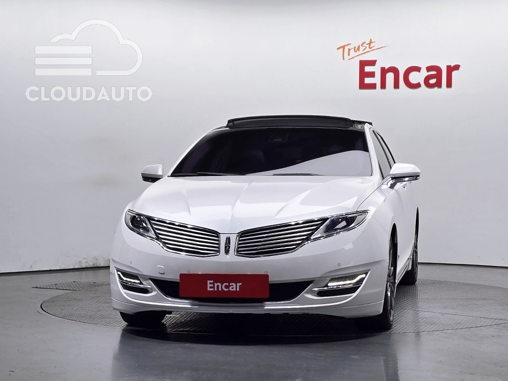 2016 Lincoln MKZ Hybrid - Image 3