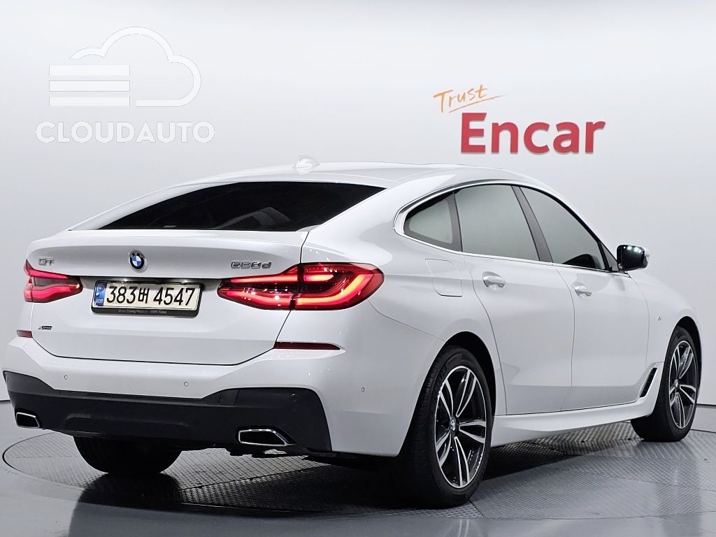 2021 BMW 6 Series GT 620d xDrive M Sport - Image 2