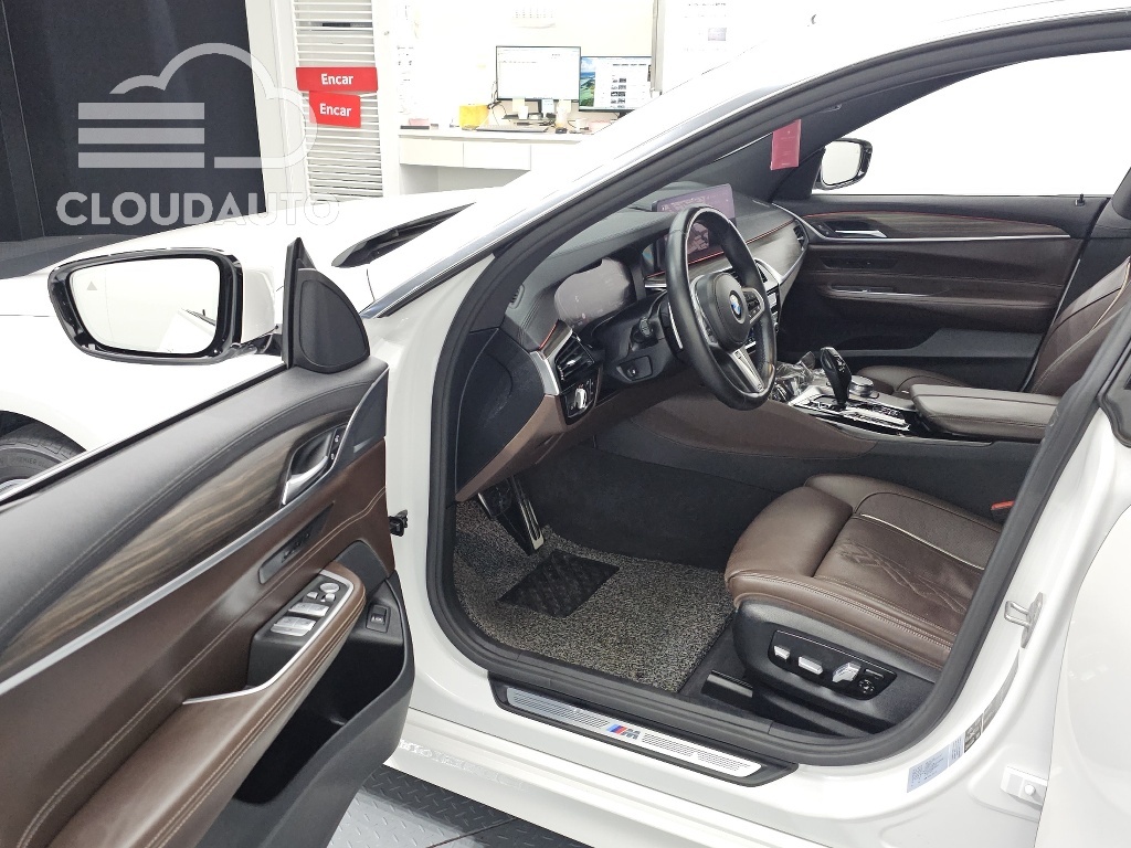 2021 BMW 6 Series GT 620d xDrive M Sport - Image 10