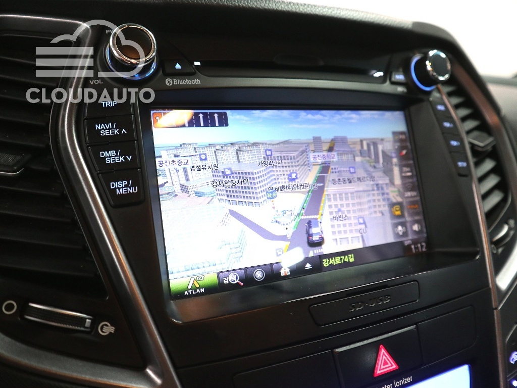 2015 Hyundai Santa Fe Diesel 2.0 2WD Premium - Image 12