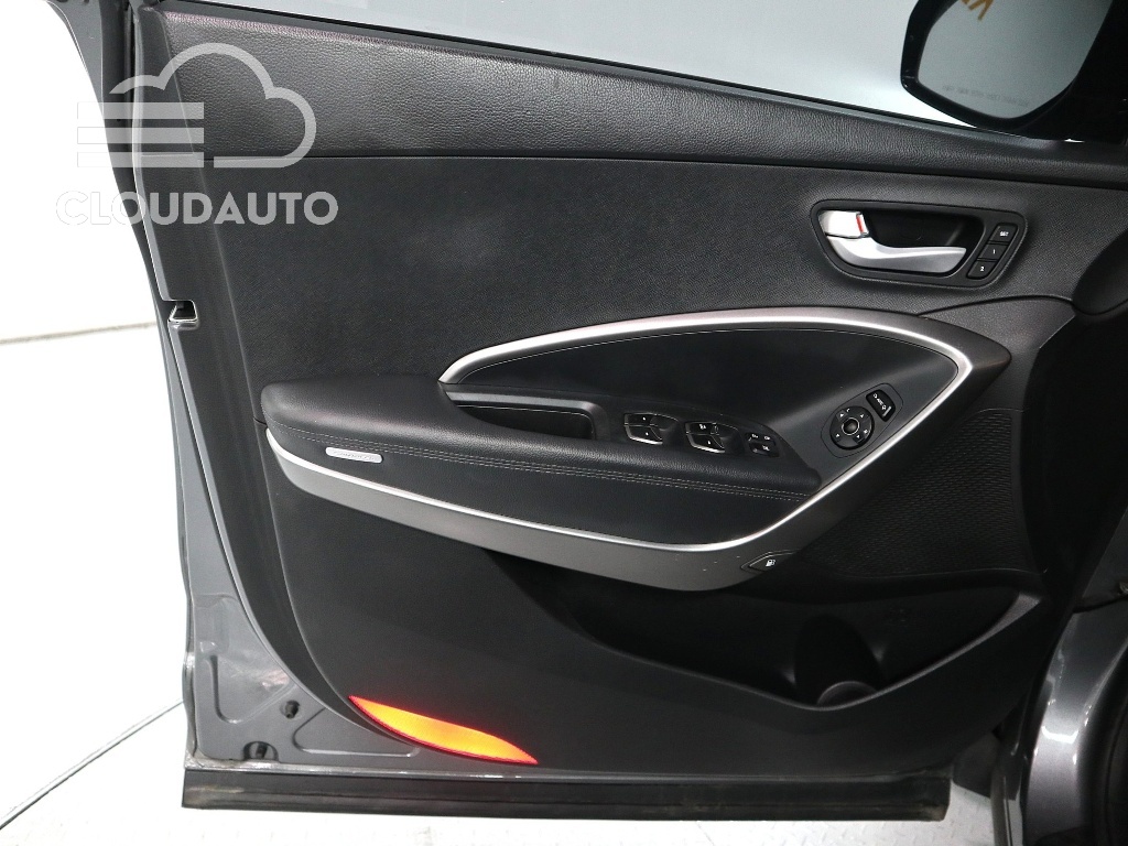 2015 Hyundai Santa Fe Diesel 2.0 2WD Premium - Image 19