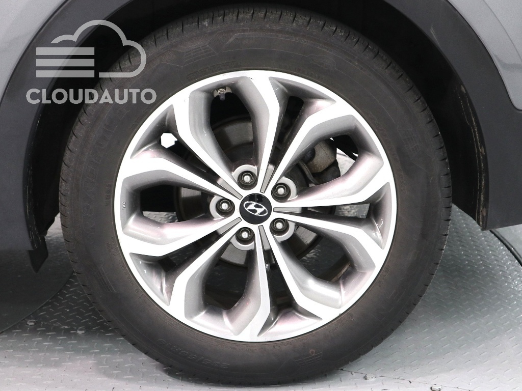 2015 Hyundai Santa Fe Diesel 2.0 2WD Premium - Image 5
