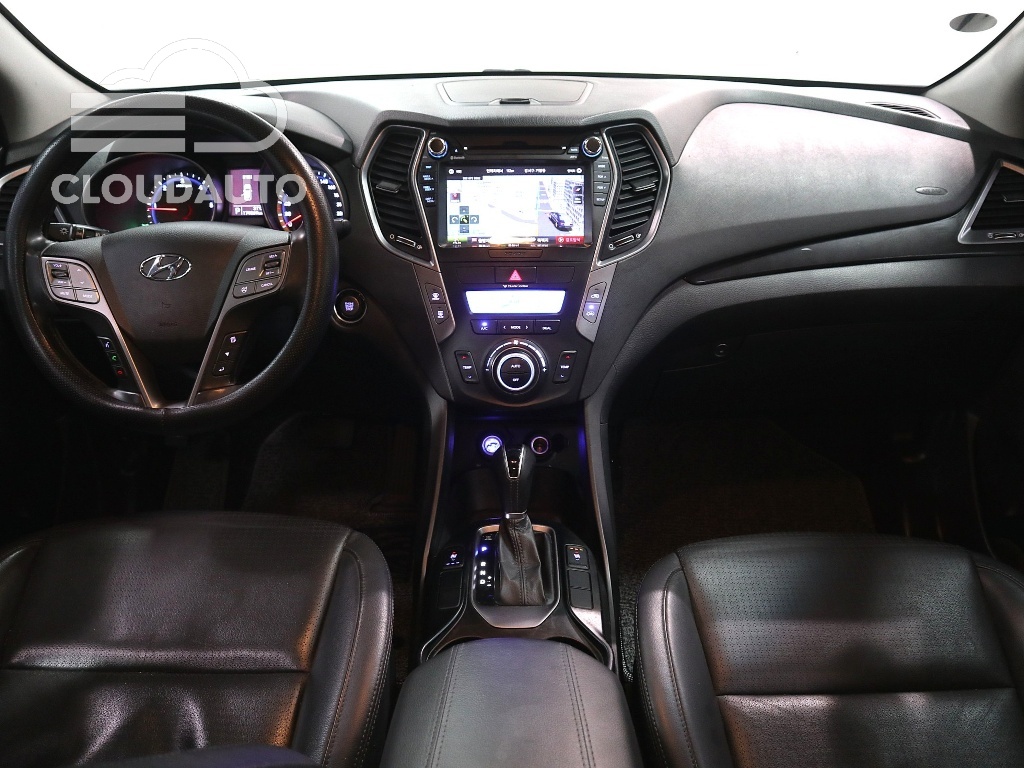 2015 Hyundai Santa Fe Diesel 2.0 2WD Premium - Image 7