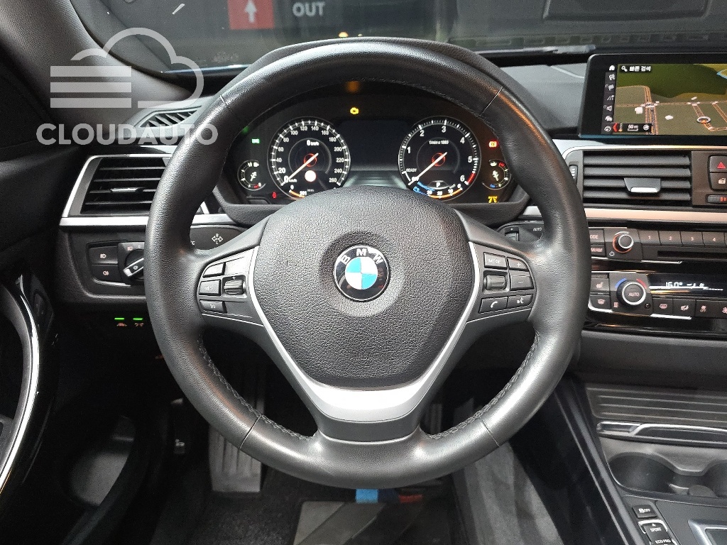 2020 BMW 3 Series GT GT 320d - Image 13