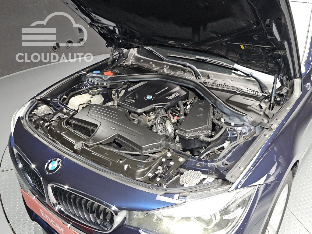 2020 BMW 3 Series GT GT 320d - Image 6