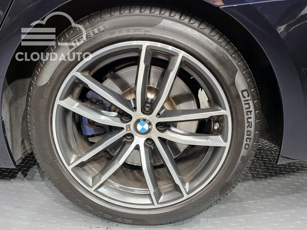 2021 BMW 5 Series 520i M Sports - Image 21