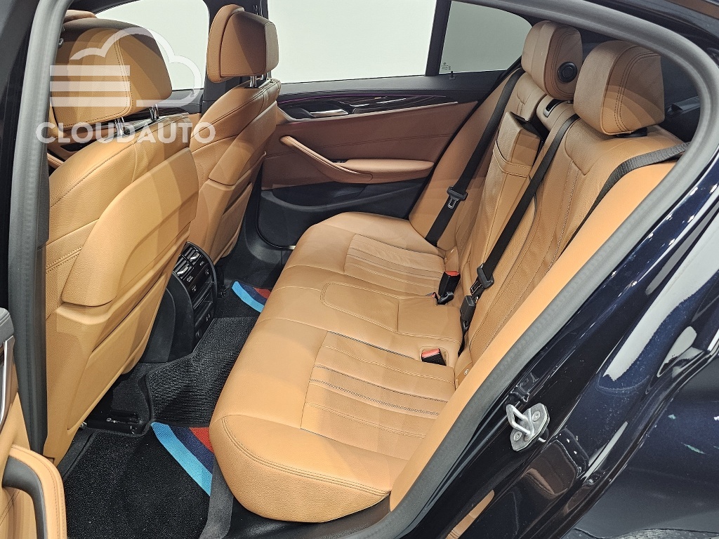 2021 BMW 5 Series 520i M Sports - Image 26