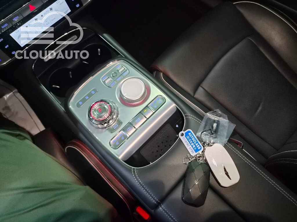 2022 Genesis G90 Gasoline 3.5 Turbo 2WD - Image 11