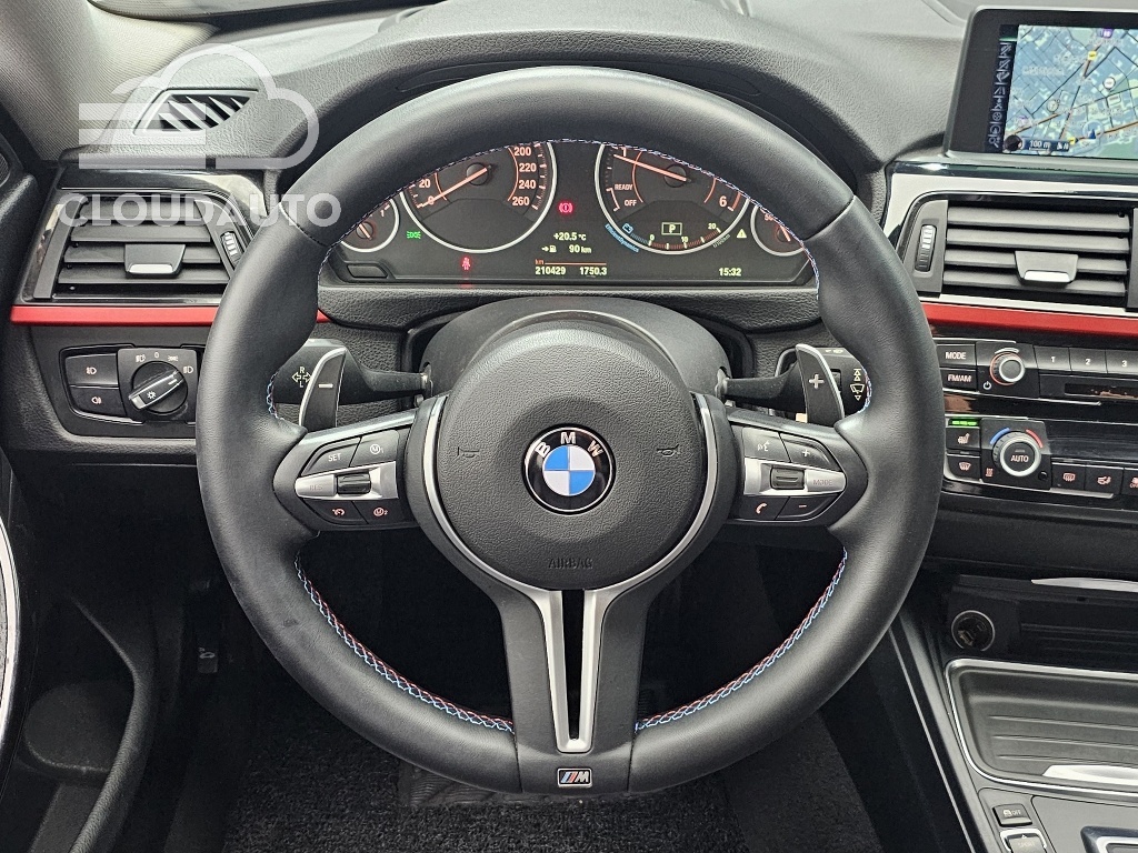 2015 BMW 4 Series 420d xDrive Sports Coupe - Image 13