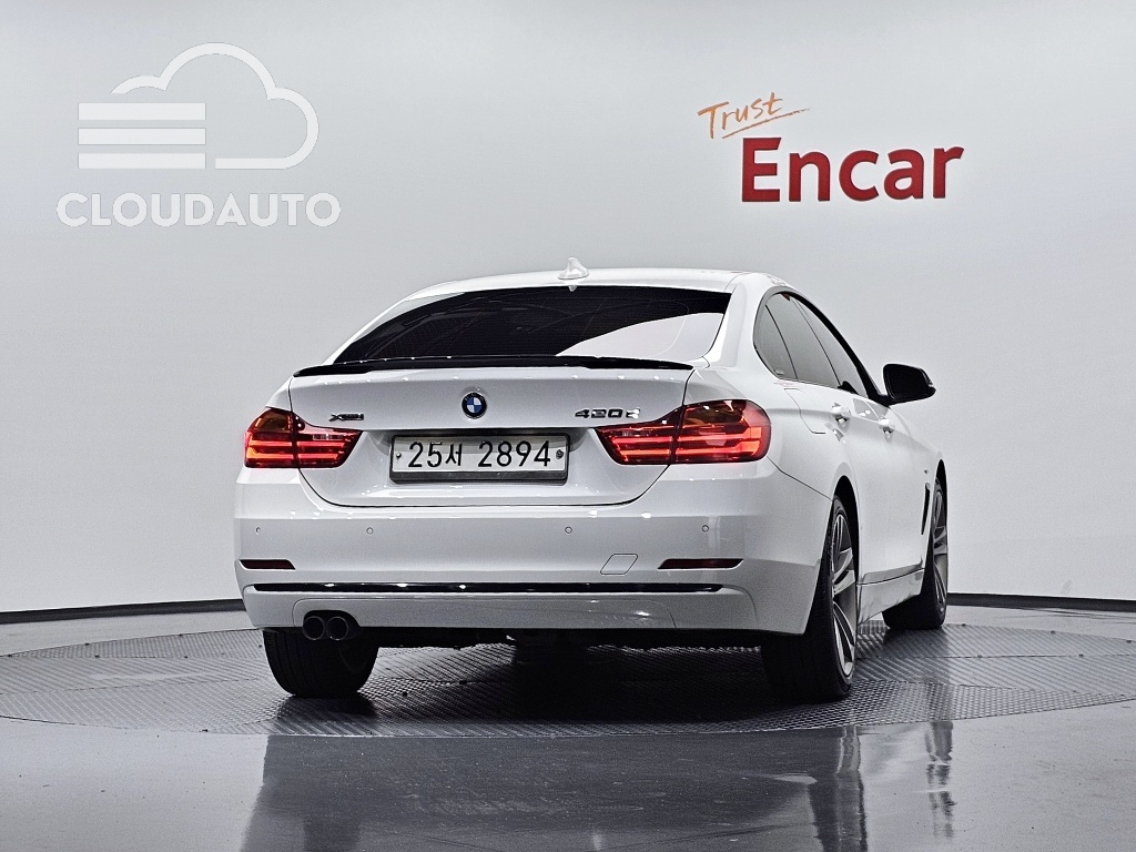 2015 BMW 4 Series 420d xDrive Sports Coupe - Image 4