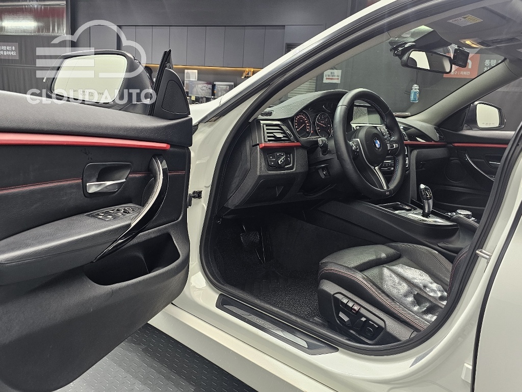 2015 BMW 4 Series 420d xDrive Sports Coupe - Image 10