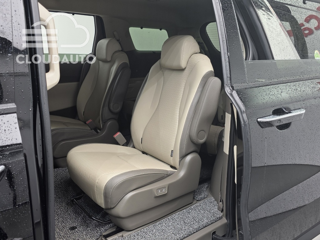 2023 Kia Carnival 9 Noblesse - Image 12