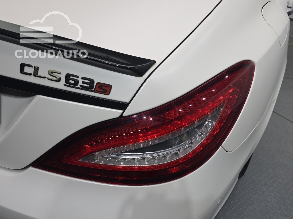 2017 Mercedes-Benz CLS CLS63 AMG S 4MATIC - Image 23