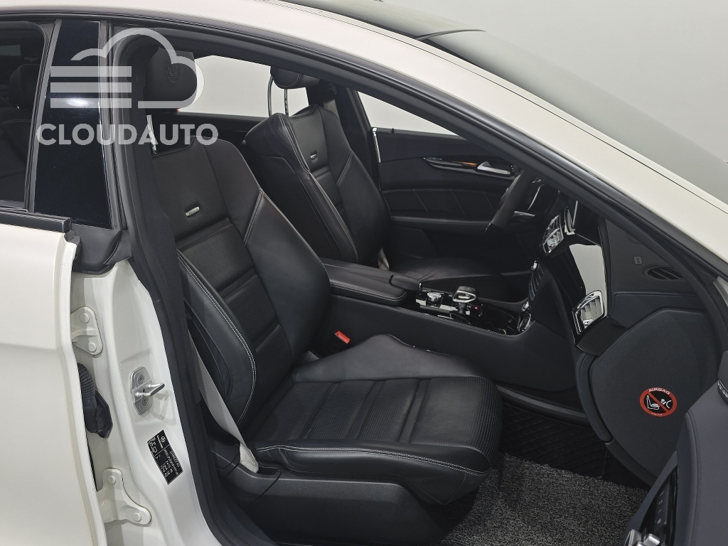 2017 Mercedes-Benz CLS CLS63 AMG S 4MATIC - Image 26