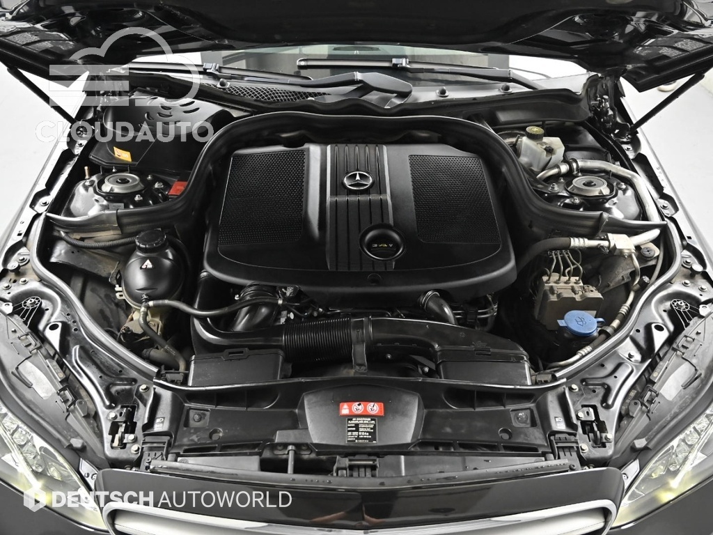 2014 Mercedes-Benz E-Class E250 CDI 4MATIC - Image 6
