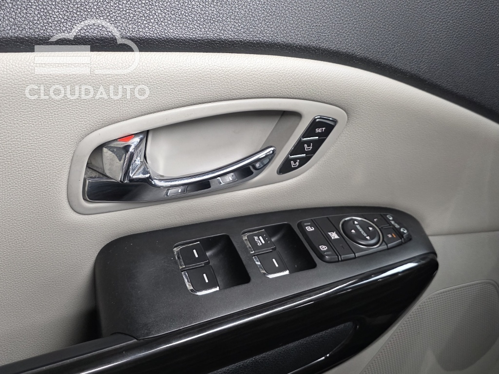 2019 Kia Carnival 9 Noblesse - Image 18