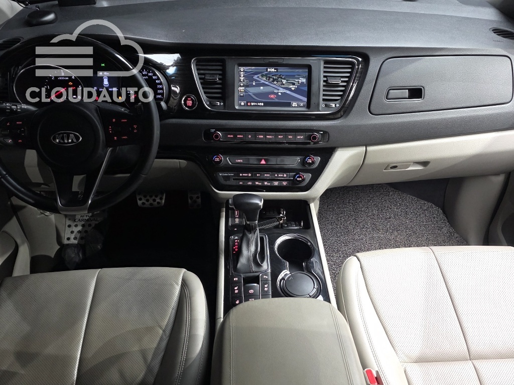 2019 Kia Carnival 9 Noblesse - Image 7