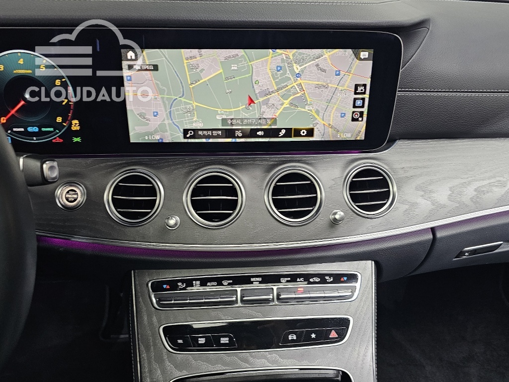 2022 Mercedes-Benz E-Class E350 4MATIC - Image 14