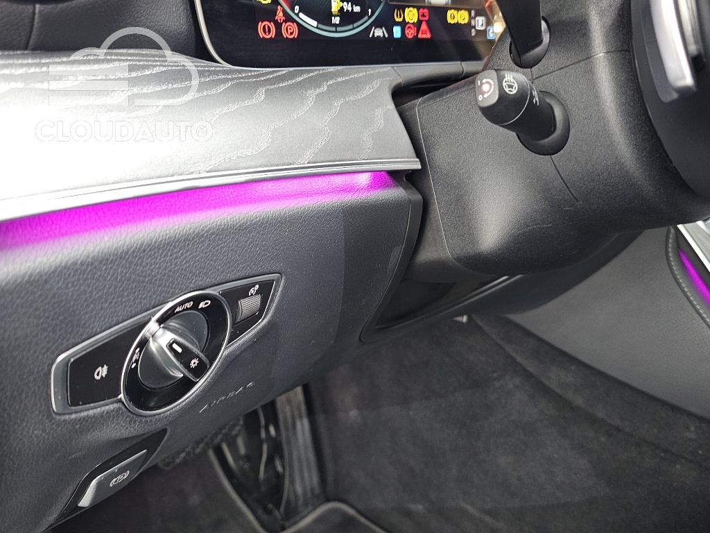 2022 Mercedes-Benz E-Class E350 4MATIC - Image 31