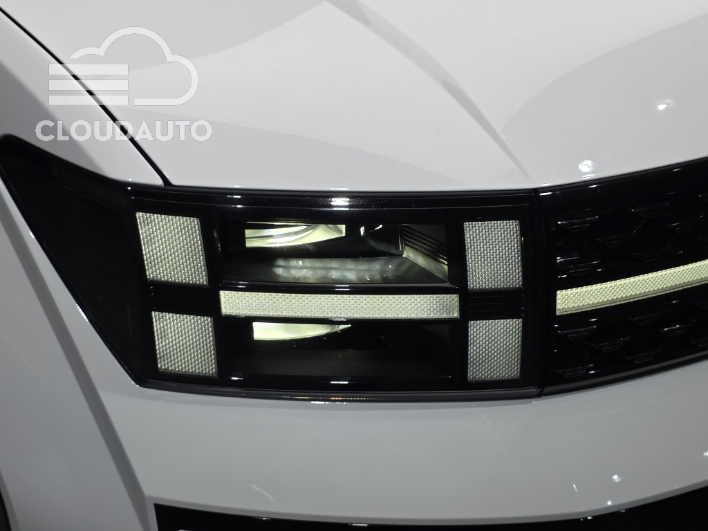 2024 Hyundai Santa Fe HEV 1.6 2WD - Image 22