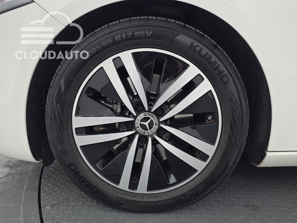 2021 Mercedes-Benz A-Class A220 Sedan - Image 5
