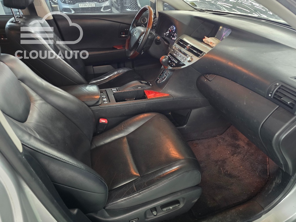 2010 Lexus RX350 Luxury - Image 6