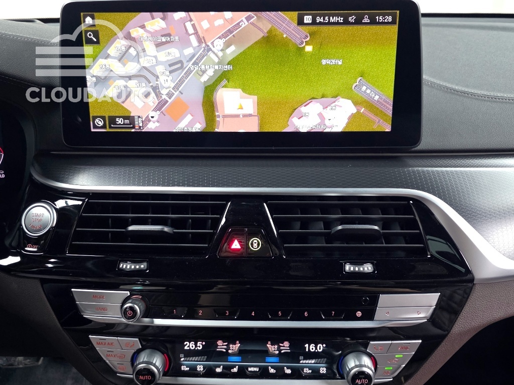 2023 BMW 6 Series GT 620d M Sports - Image 13