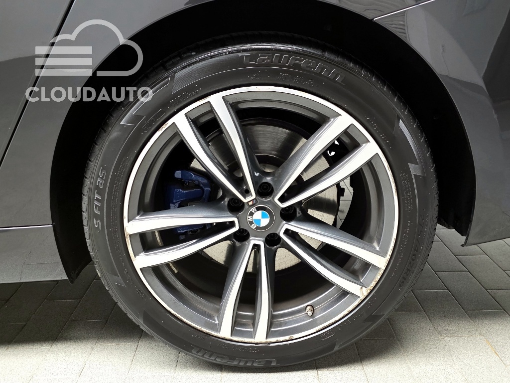 2023 BMW 6 Series GT 620d M Sports - Image 21