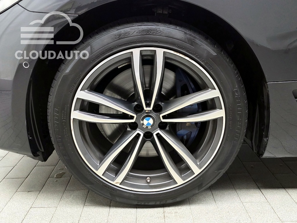 2023 BMW 6 Series GT 620d M Sports - Image 5