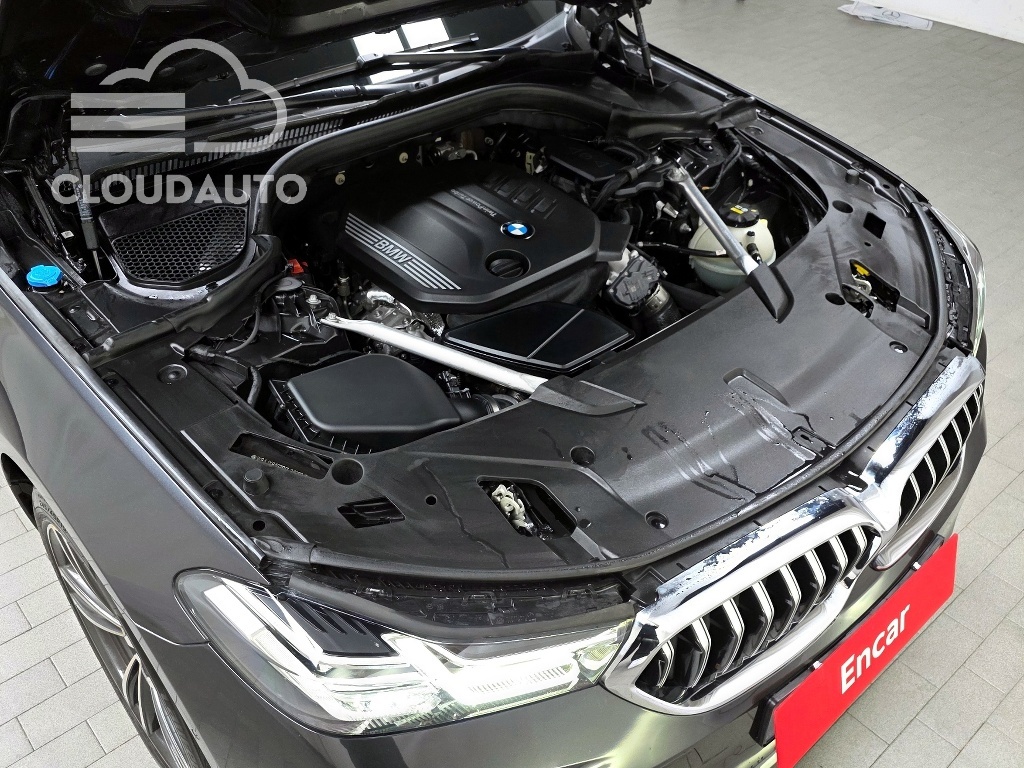 2023 BMW 6 Series GT 620d M Sports - Image 6