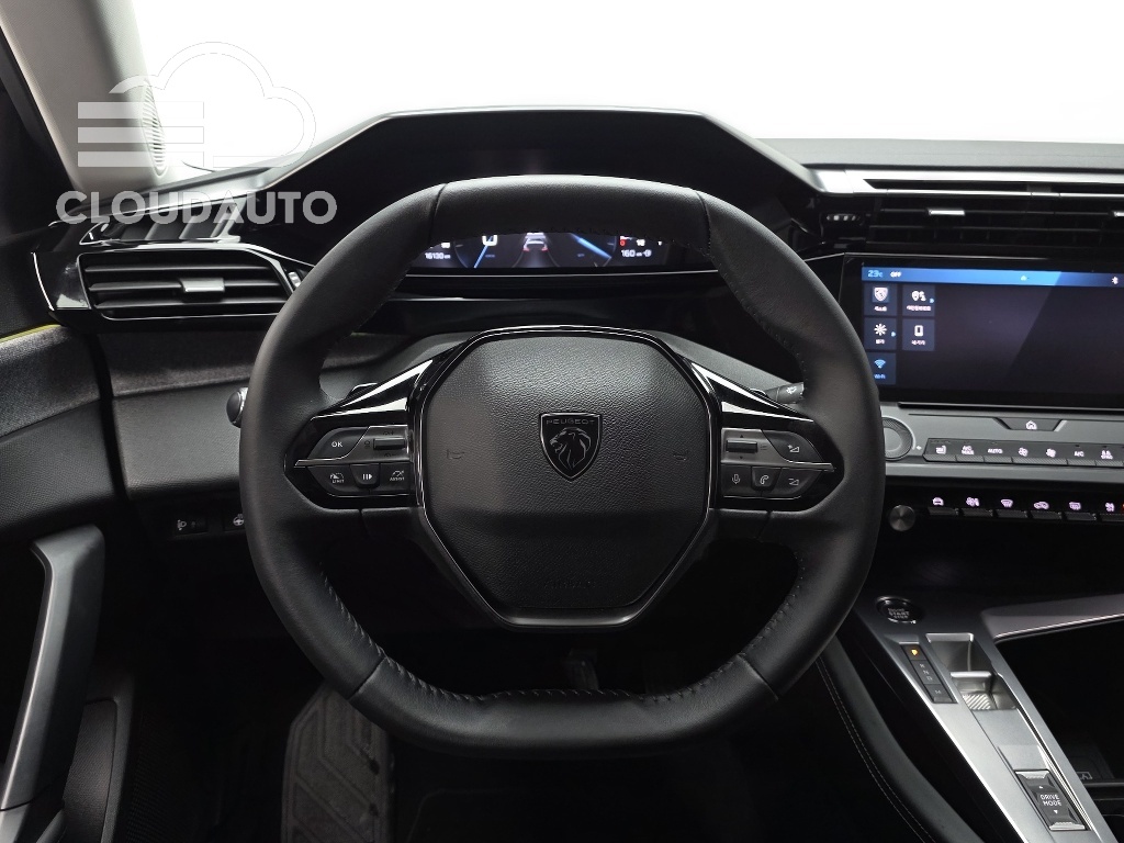2023 Peugeot 308 1.5 BlueHDi - Image 13