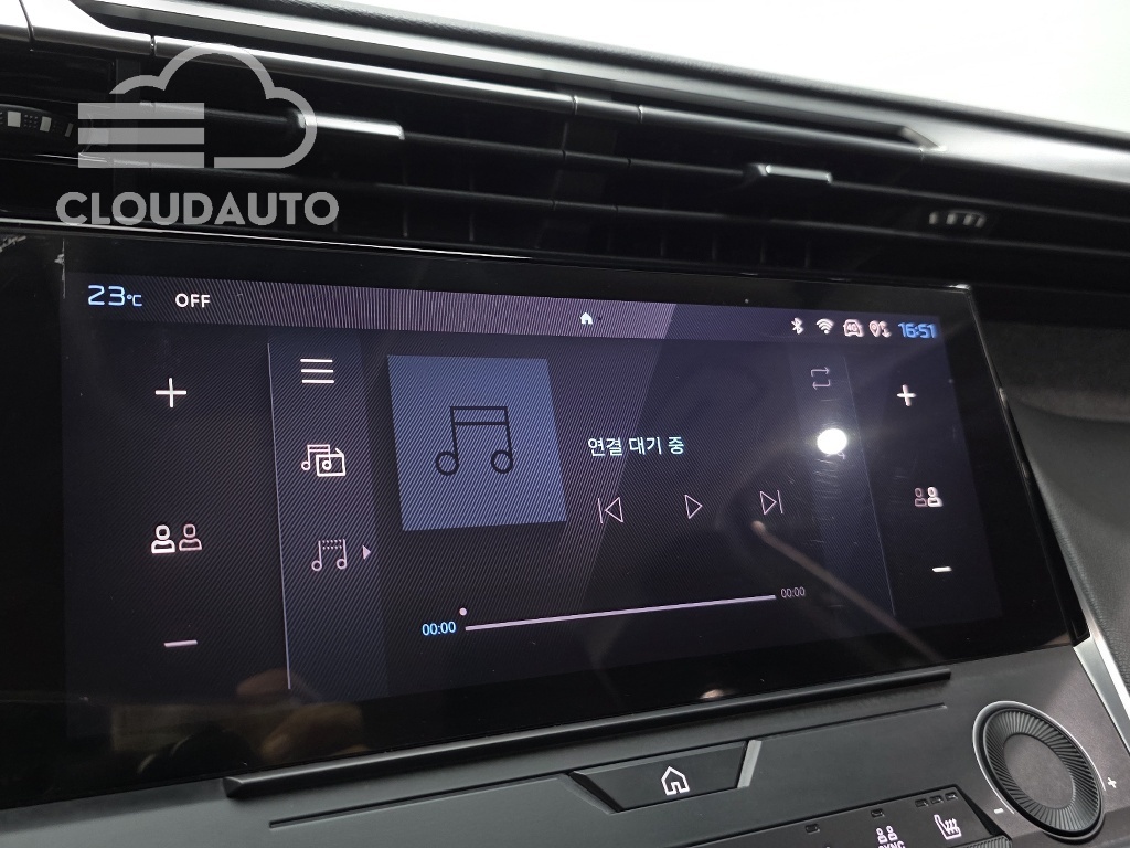 2023 Peugeot 308 1.5 BlueHDi - Image 15