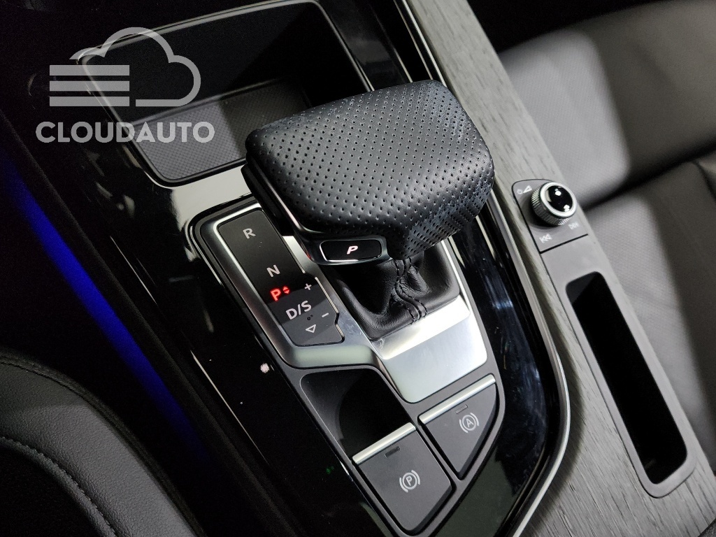 2023 Audi A5 40 TFSI Premium - Image 9
