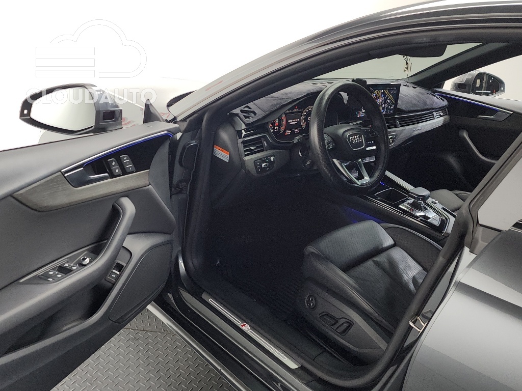 2023 Audi A5 40 TFSI Premium - Image 10