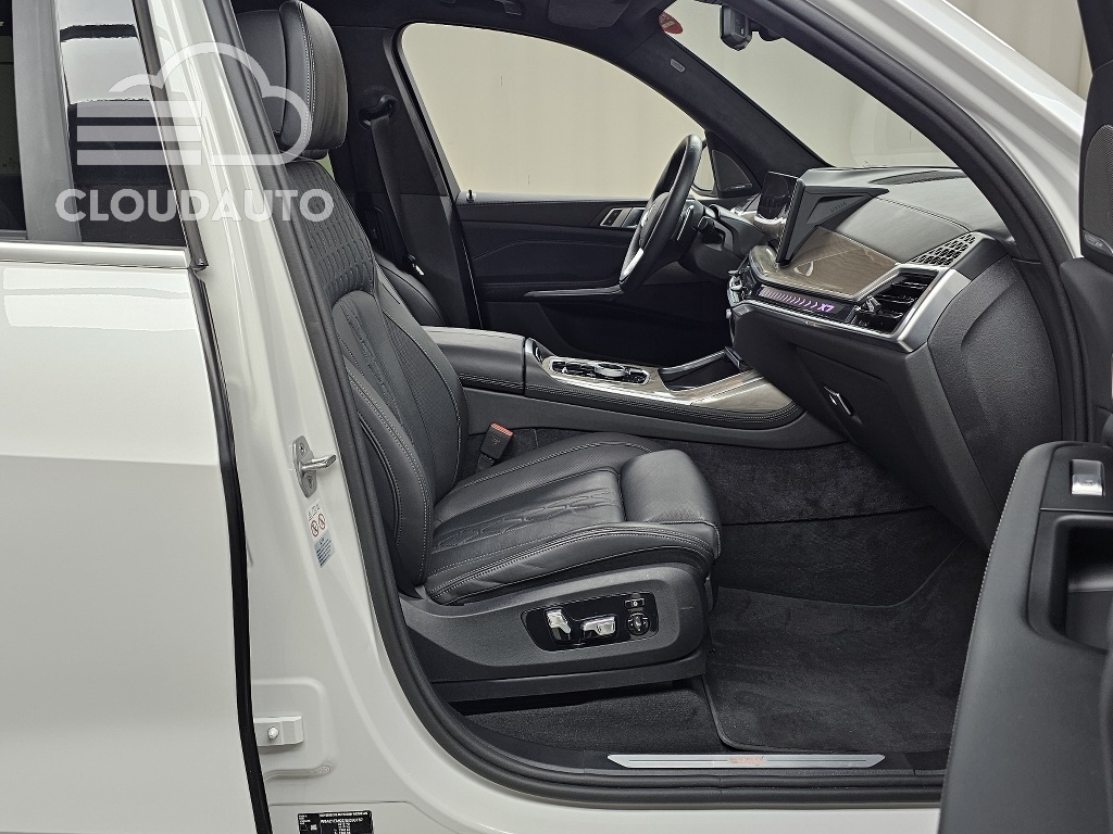 2024 BMW X7 xDrive 40i 6 - Image 11
