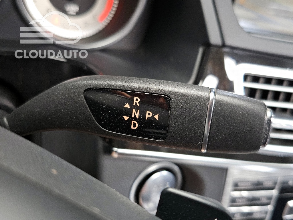 2014 Mercedes-Benz E-Class E220 CDI - Image 9